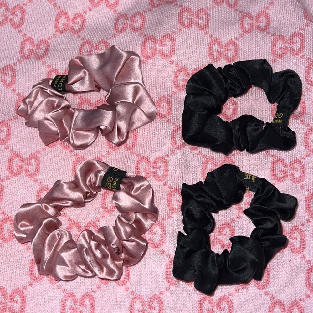 Silk hair scrunchie tie mulberry silk pink black shiny metallic hair pony tail